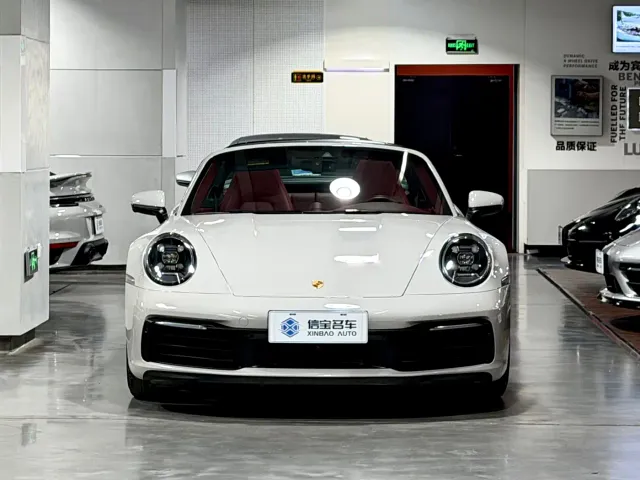 Porsche 911 — Фото автомобиля 2