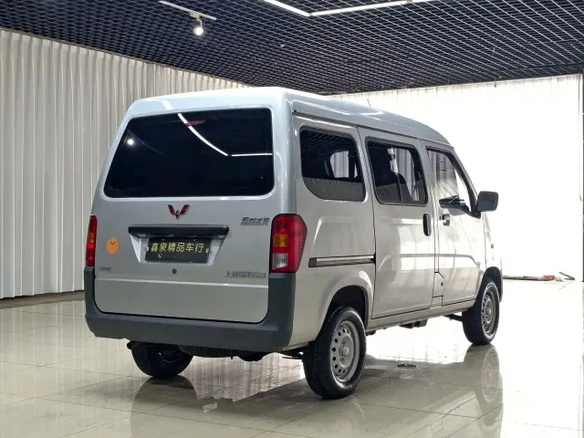 Wuling Zhiguang — Фото автомобиля 6