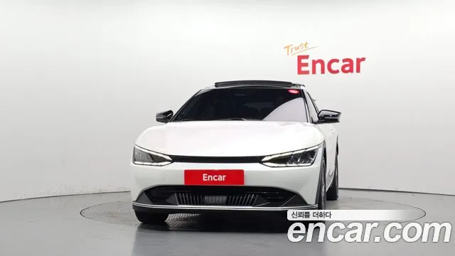 Kia EV6 — Фото автомобиля 3
