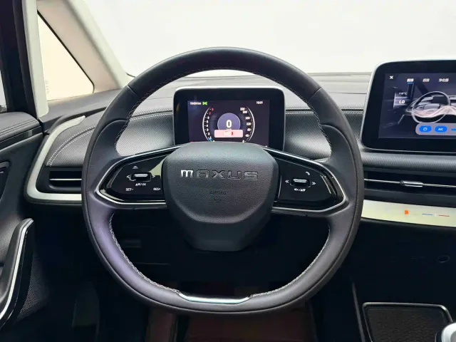 Maxus G90 — Фото автомобиля 18