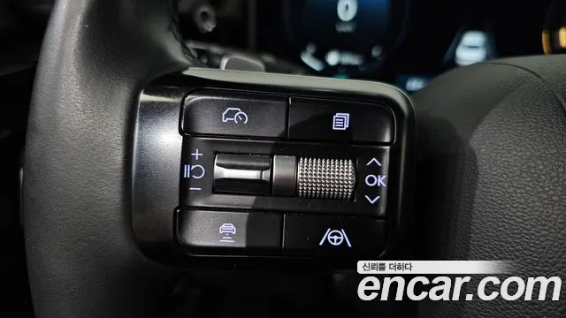 Hyundai Grandeur Grandeur (GN7) 2.5 Бензин 2WD — Фото автомобиля 16