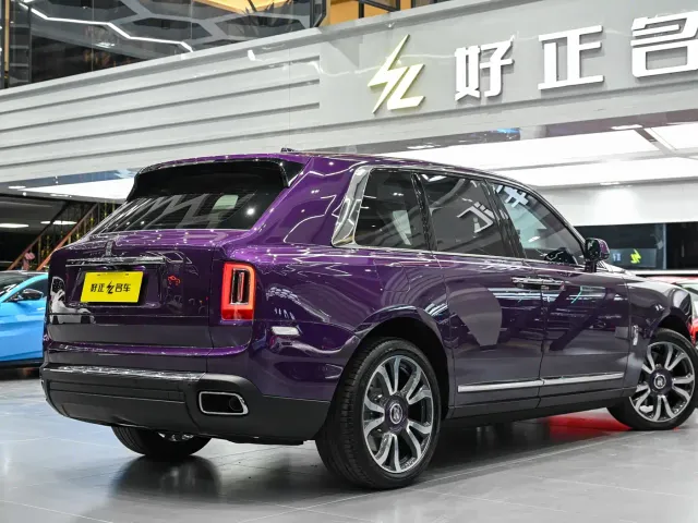 Rolls-Royce Cullinan — Фото автомобиля 4
