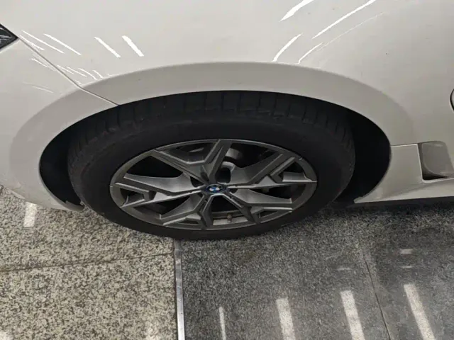 BMW BMW i3 2022 eDrive 35 L — Фото автомобиля 22