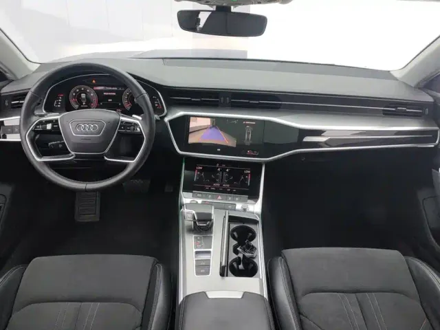 Audi A7L — Фото автомобиля 12