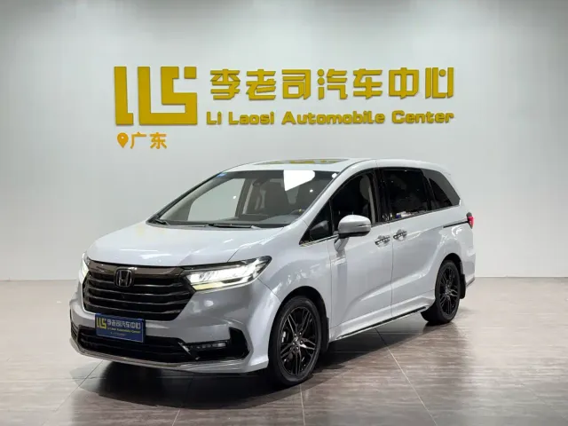 Фотография автомобиля — Honda Odyssey