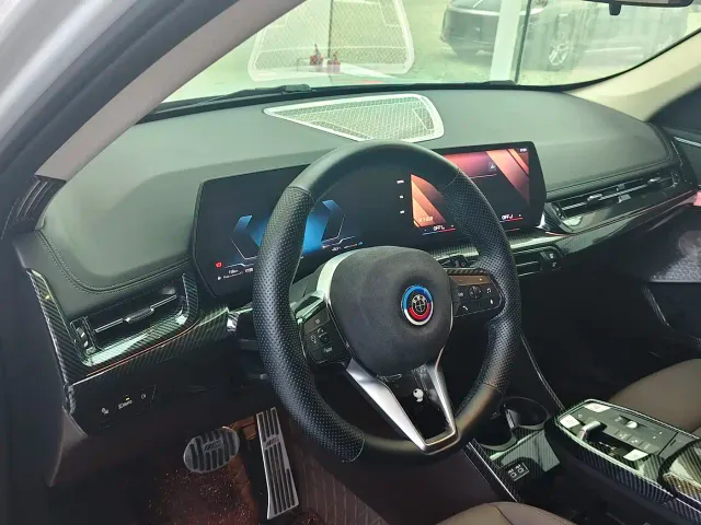 BMW X1 — Фото автомобиля 14