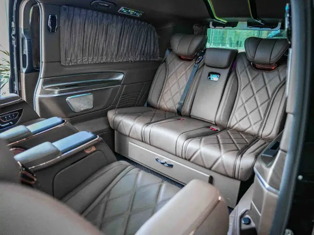 Mercedes-Benz V-Class — Фото автомобиля 12