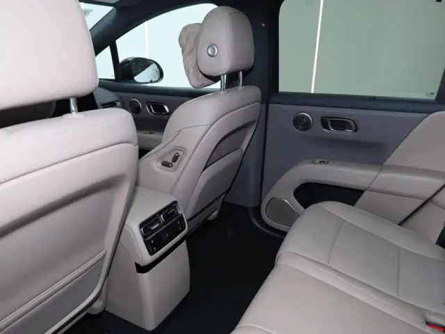 Li Auto i6 — Фото автомобиля 22