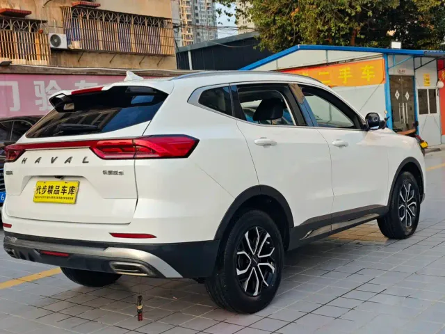 Haval H6 — Фото автомобиля 19