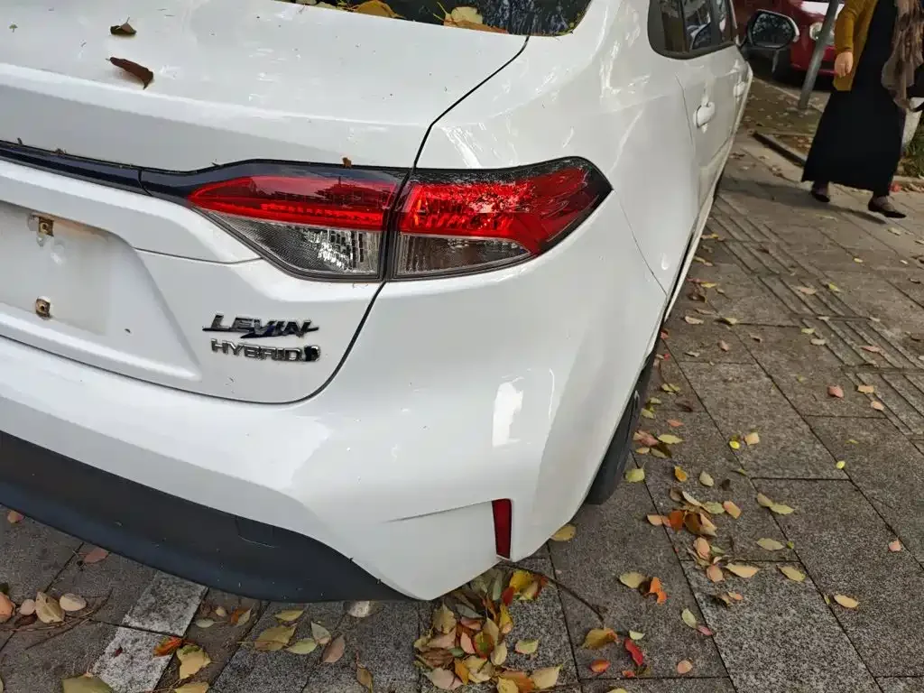 Toyota Levin 2023 Smart Hybrid 1.8L Leading Edition — Фото автомобиля 24