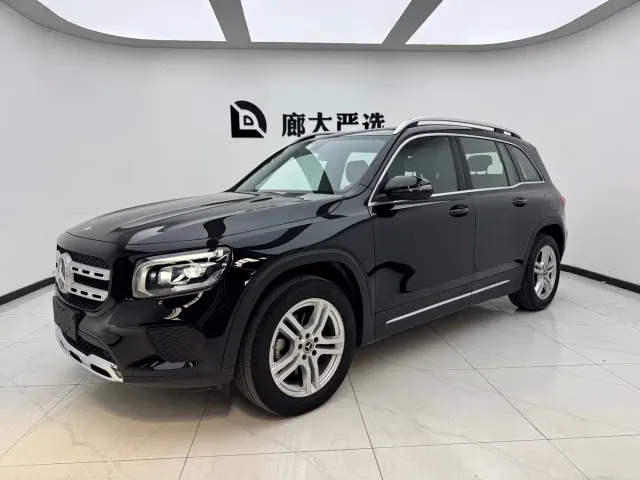 Фотография автомобиля — Mercedes-Benz GLB-Class
