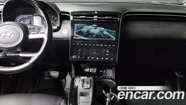 Hyundai Tucson Tucson (NX4) Дизель 2.0 4WD — Фото автомобиля 14
