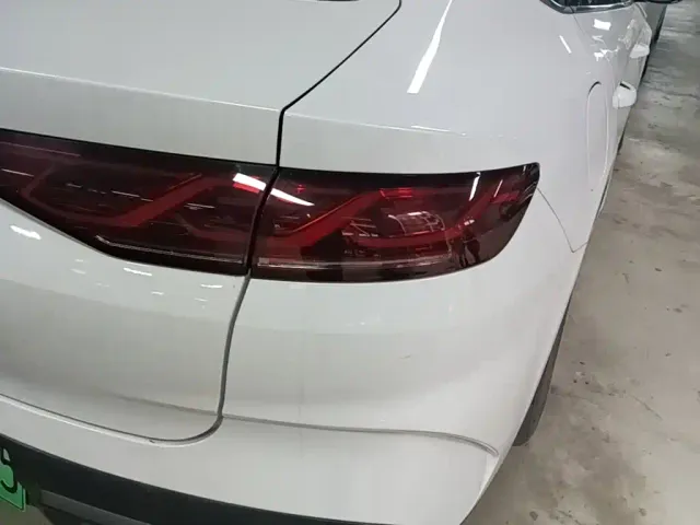 BYD Qin L — Фото автомобиля 7