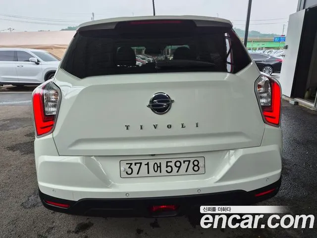 KG_Mobility_Ssangyong TIBOLI Very New Tivoli Бензин 1.5 2WD — Фото автомобиля 5