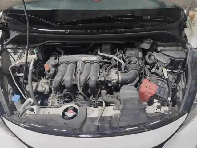 Honda Fit — Фото автомобиля 16