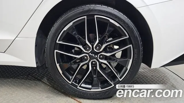 Kia K5 K5 3 поколение 1.6 Turbo — Фото автомобиля 16
