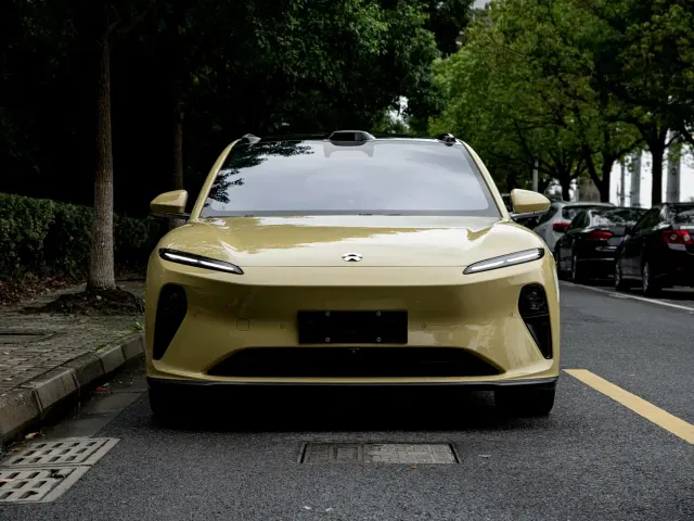 Nio ET5 Touring — Фото автомобиля 2