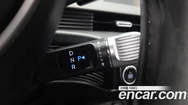Hyundai Ioniq 5 — Фото автомобиля 12