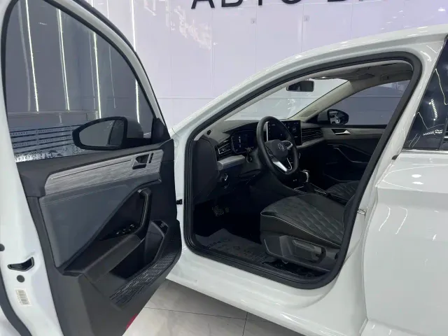 Volkswagen Sagitar — Фото автомобиля 7