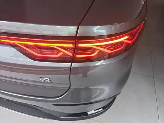 BYD Han — Фото автомобиля 7