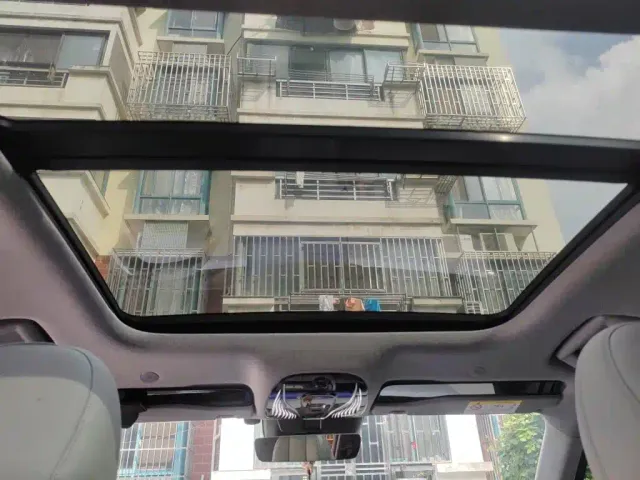 Voyah Auto Voyah Zhiyin 2024 Long Range Smart Edition — Фото автомобиля 8
