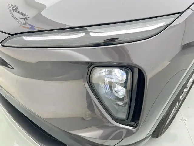 Nio ES6 — Фото автомобиля 18