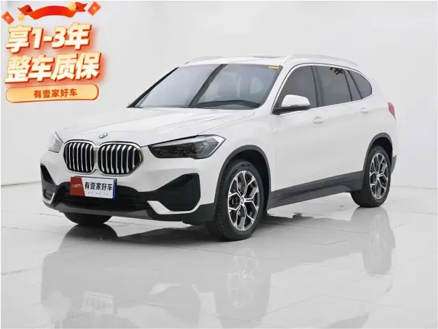 Фотография автомобиля — BMW X1