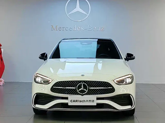 Mercedes-Benz C-Class — Фото автомобиля 2
