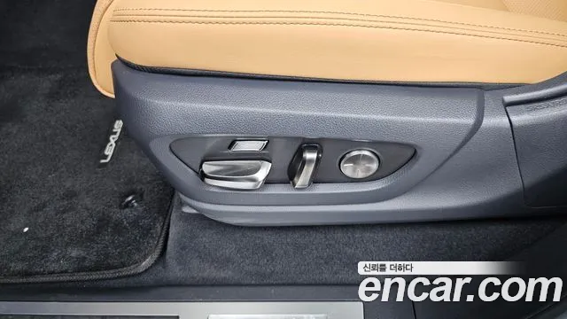 Lexus LX — Фото автомобиля 28