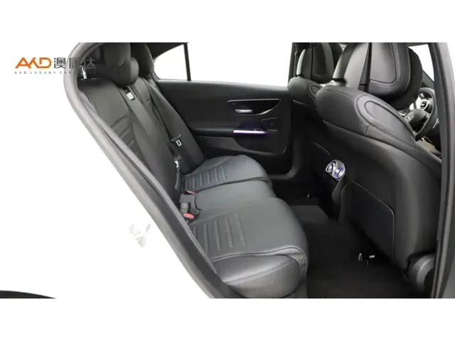 Mercedes-Benz C-Class — Фото автомобиля 8