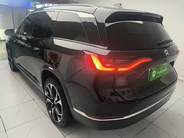 Nio ES8 — Фото автомобиля 4
