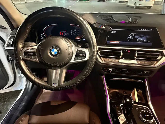 BMW 3 Series — Фото автомобиля 13