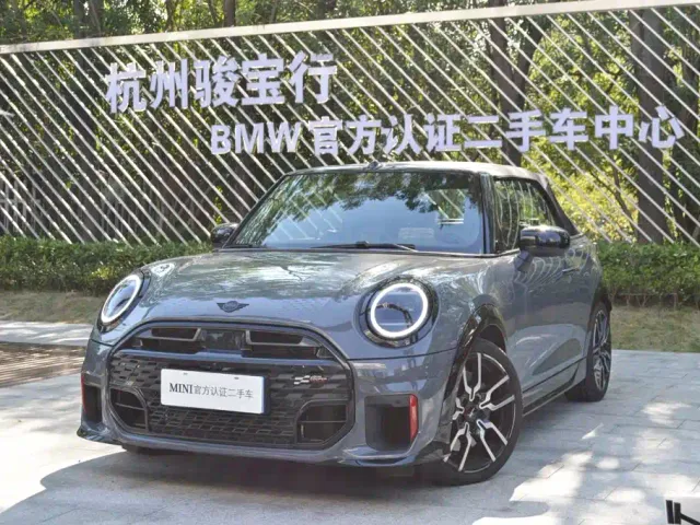 Фотография автомобиля — MINI John Cooper Works