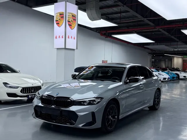 Фотография автомобиля — BMW 3 Series