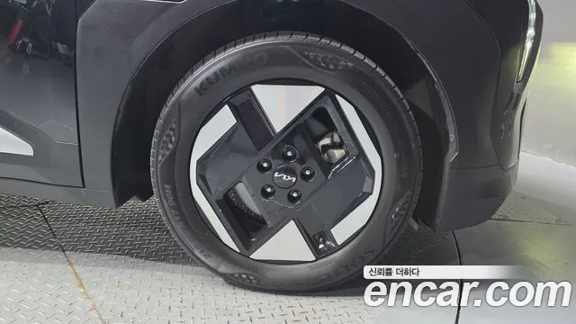 Kia EV3 — Фото автомобиля 6
