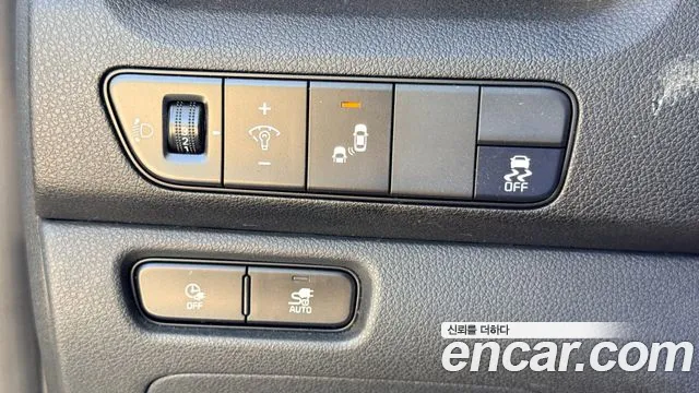 Kia Niro — Фото автомобиля 13