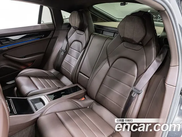 Porsche Panamera 976 — Фото автомобиля 17