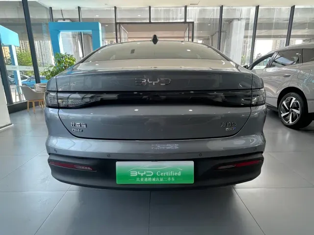BYD Seal 05 DM-i — Фото автомобиля 12