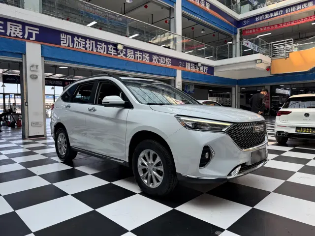 Haval M6 — Фото автомобиля 3