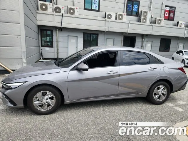 Hyundai AVANTE Новый Avante (CN7) — Фото автомобиля 3