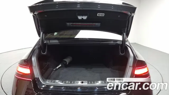 Genesis G90 Бензин 3.5 Turbo 2WD — Фото автомобиля 20