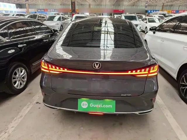 Changan Raeton Plus — Фото автомобиля 5