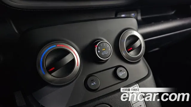 Hyundai Casper Casper Essential Light — Фото автомобиля 4