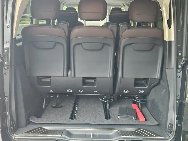 Mercedes-Benz V-Class — Фото автомобиля 29