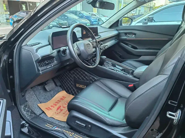 Honda Accord — Фото автомобиля 7