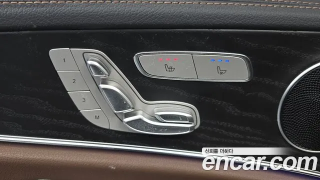 Mercedes-Benz E-Class — Фото автомобиля 29