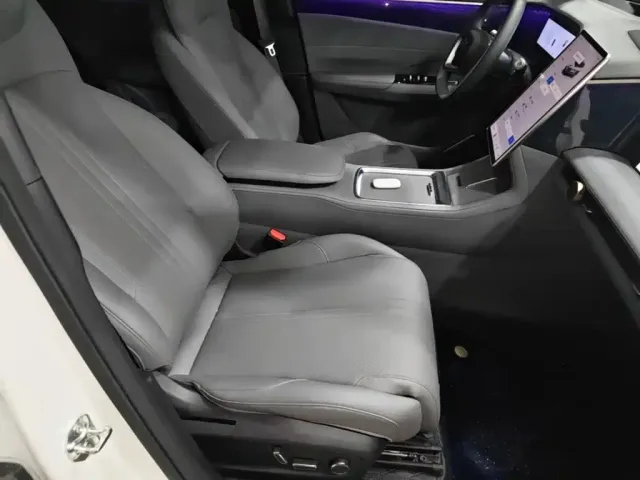 Geely Galaxy L7 — Фото автомобиля 24