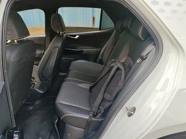 Volkswagen ID.3 — Фото автомобиля 16
