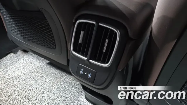 Hyundai Ioniq 6 — Фото автомобиля 29