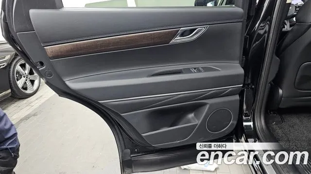 Genesis GV80 2.5T Бензин AWD — Фото автомобиля 21